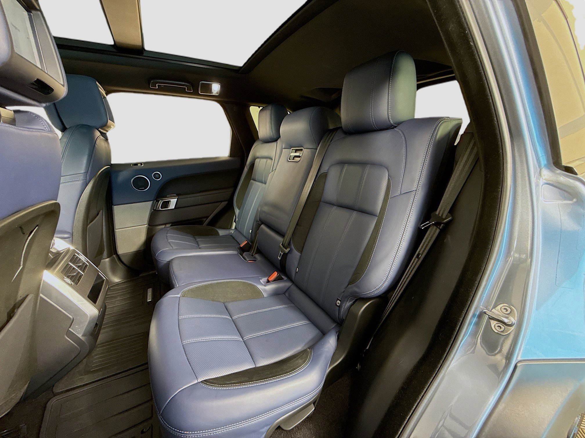 Used 2018 Land Rover Range Rover Sport Supercharged image 30