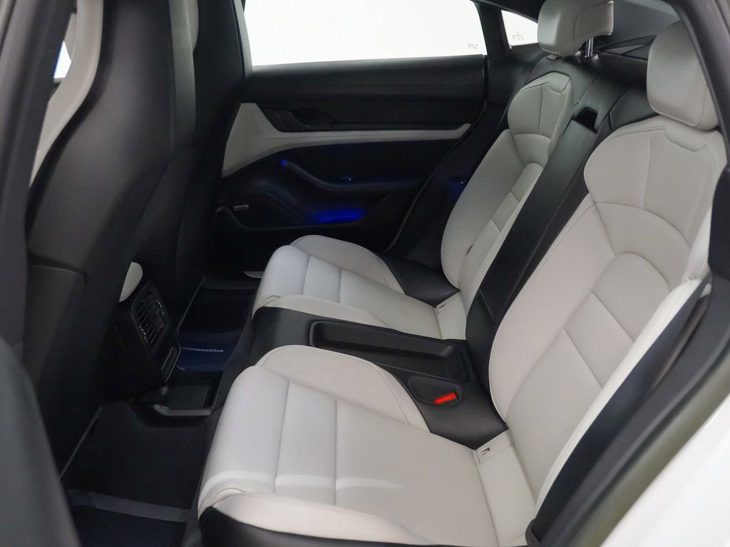 Certified 2022 Porsche Taycan 4S w/ Premium Package image 19