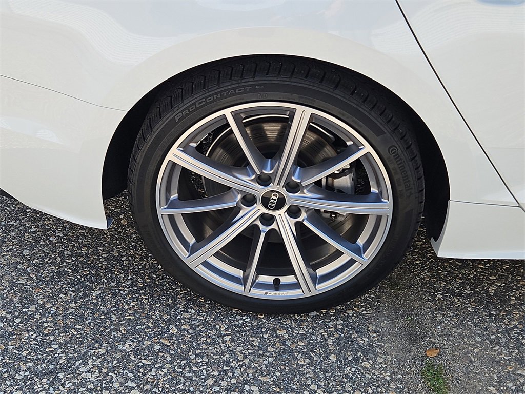 Certified 2025 Audi A5 2.0T Premium Plus w/ Convenience Plus Package image 9