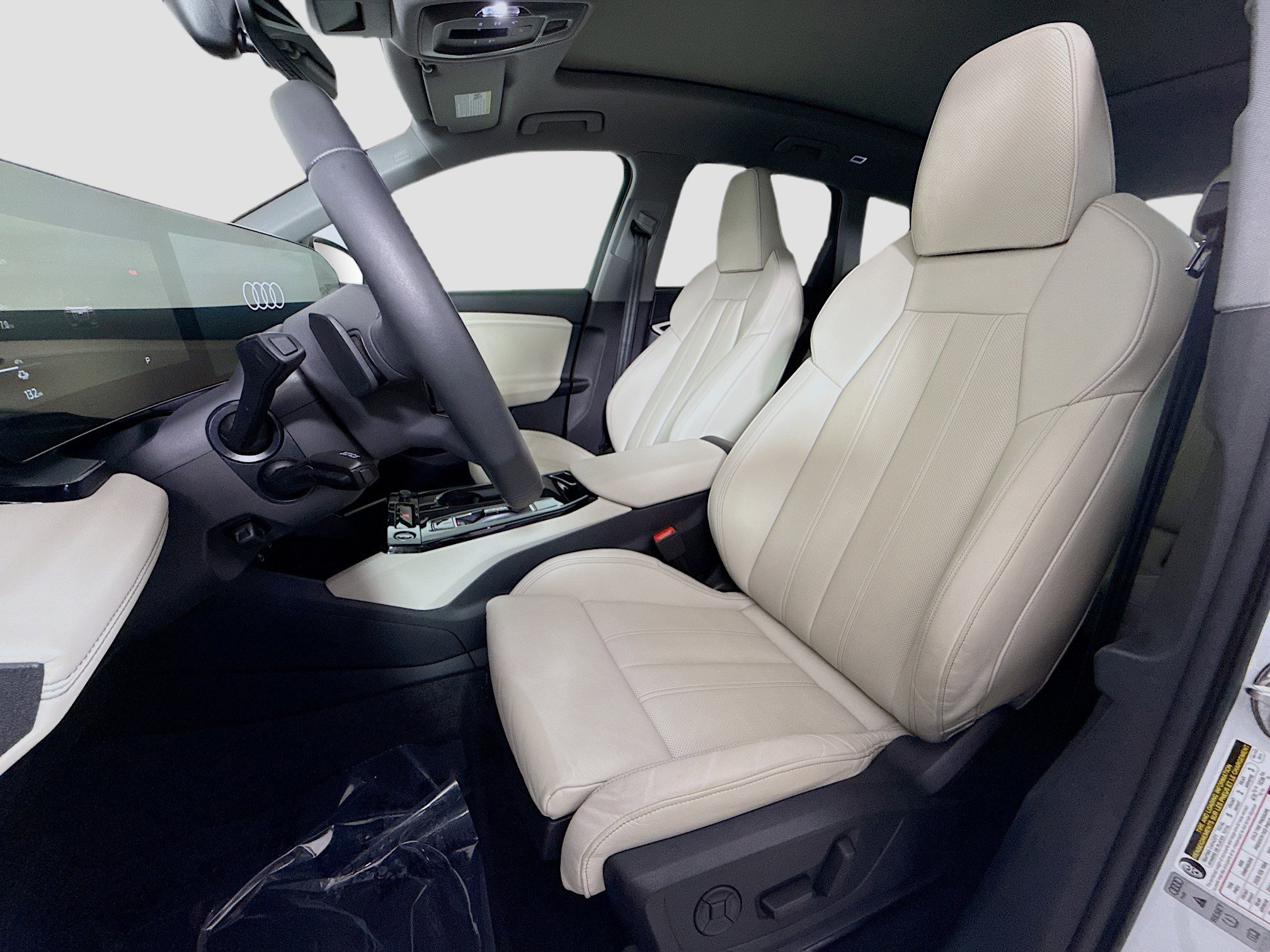 Used 2025 Audi Q6 e-tron Premium Plus image 20