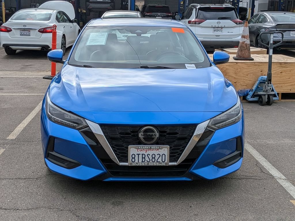 Used 2020 Nissan Sentra SV w/ SV Premium Package FWD image 3