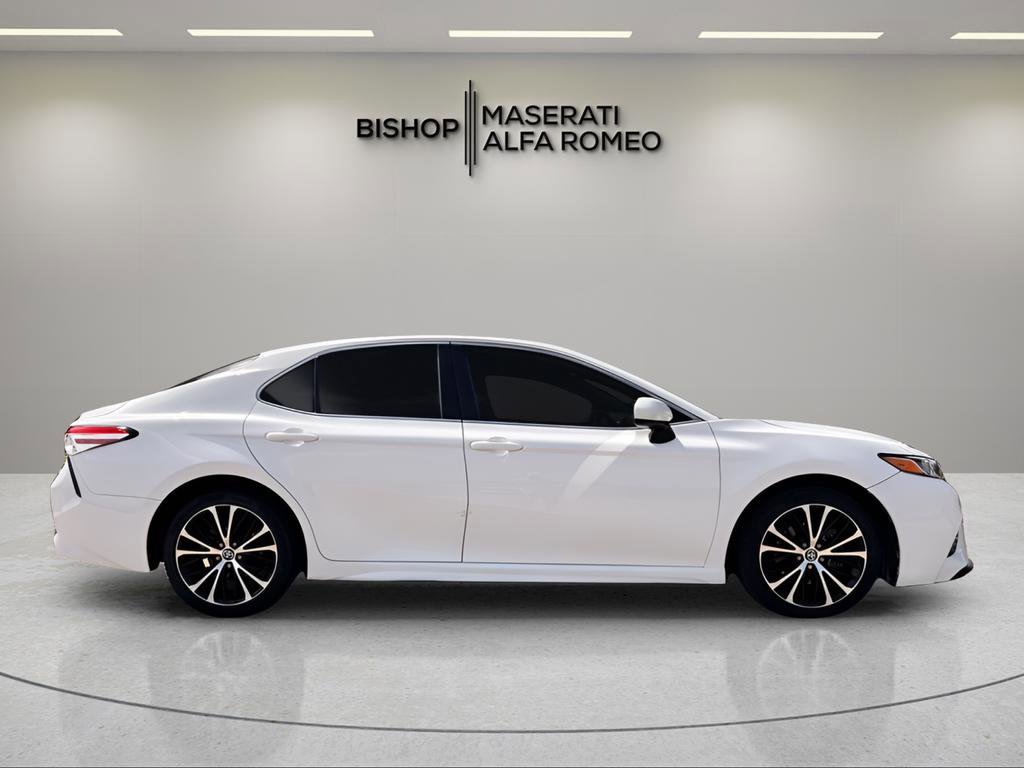 Used 2020 Toyota Camry SE image 7