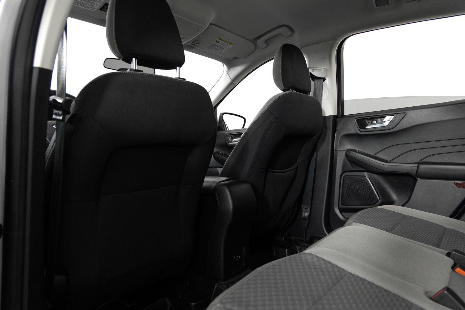 Used 2021 Ford Escape SE image 19