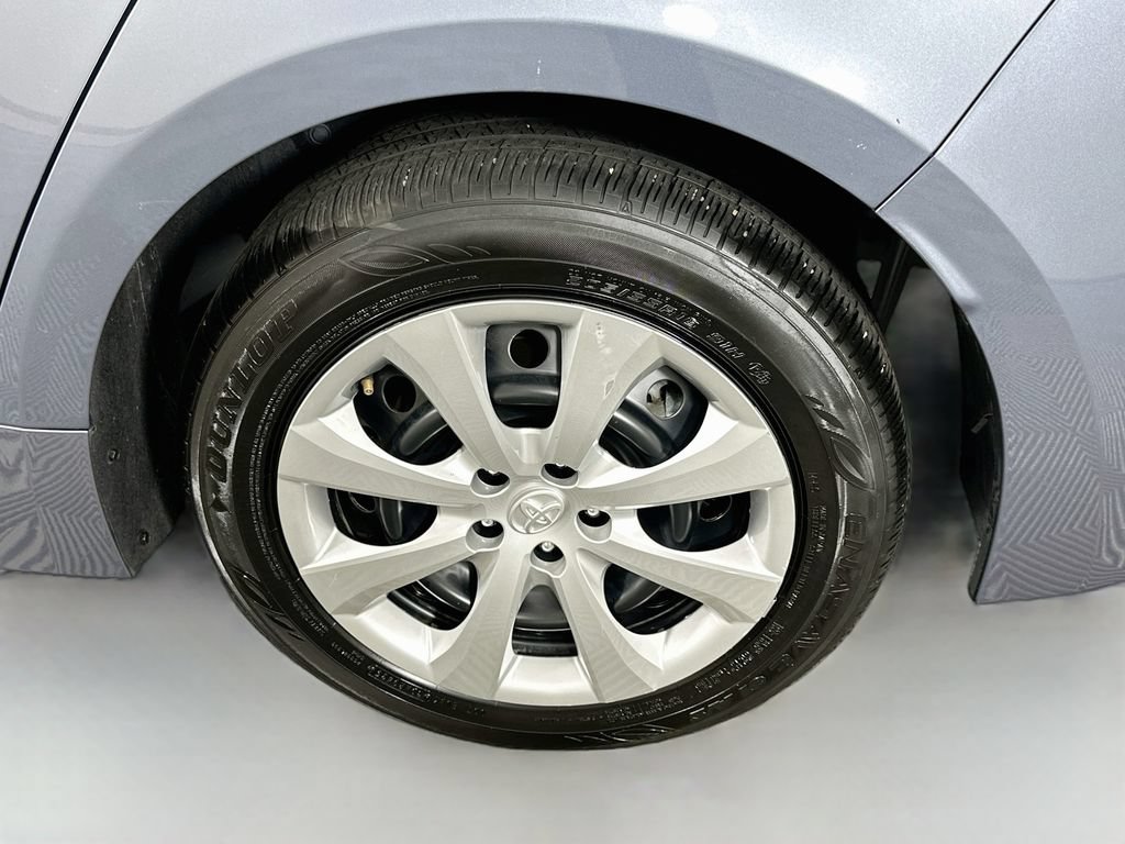 Certified 2025 Toyota Corolla LE FWD image 29