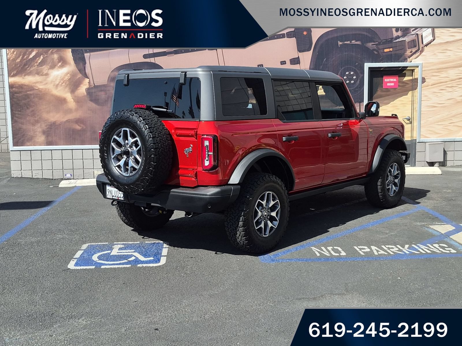 Used 2024 Ford Bronco Badlands AWD/4WD image 8