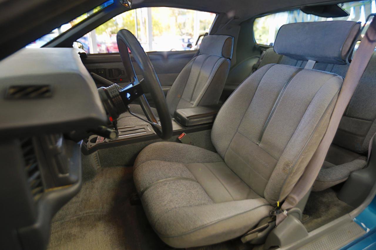 Used 1991 Chevrolet Camaro RS image 5