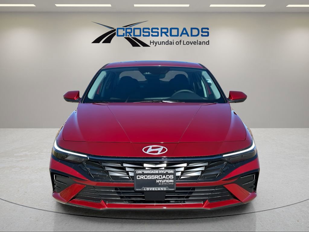 New 2025 Hyundai Elantra SEL image 2