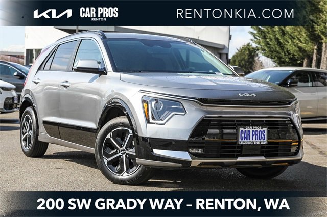 New 2025 Kia Niro SX