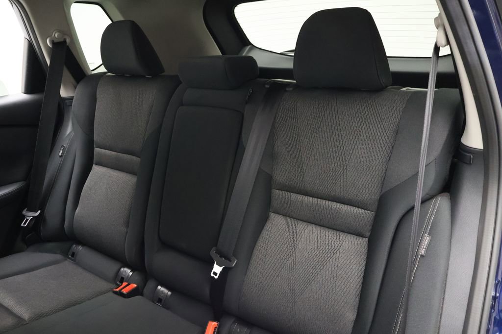 Used 2026 Nissan Rogue SV FWD image 18