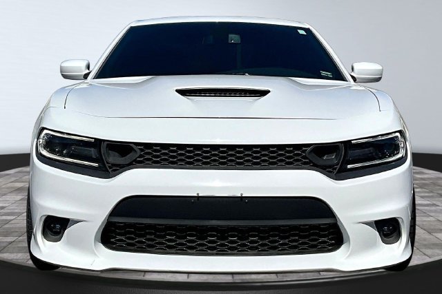 Used 2019 Dodge Charger R/T RWD image 2