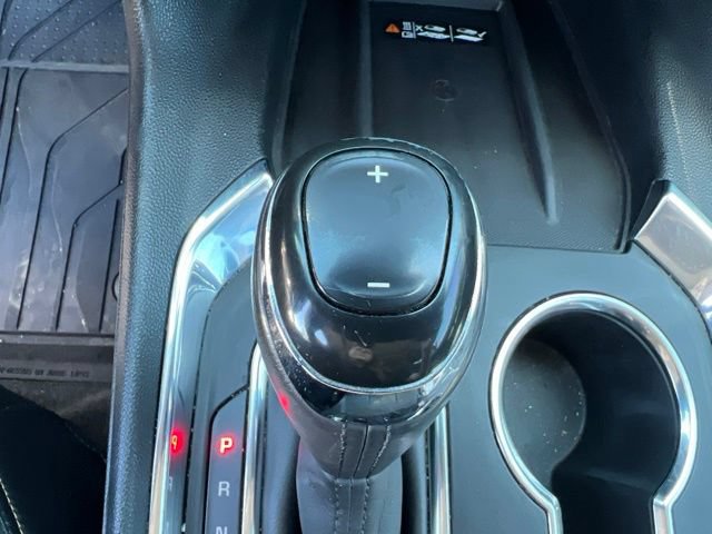 Used 2019 Chevrolet Traverse Premier w/ Driver Confidence II Package FWD image 24