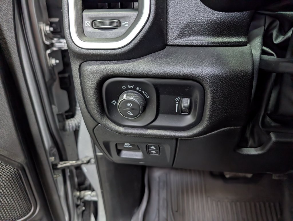 Used 2023 RAM 1500 Big Horn AWD/4WD image 20