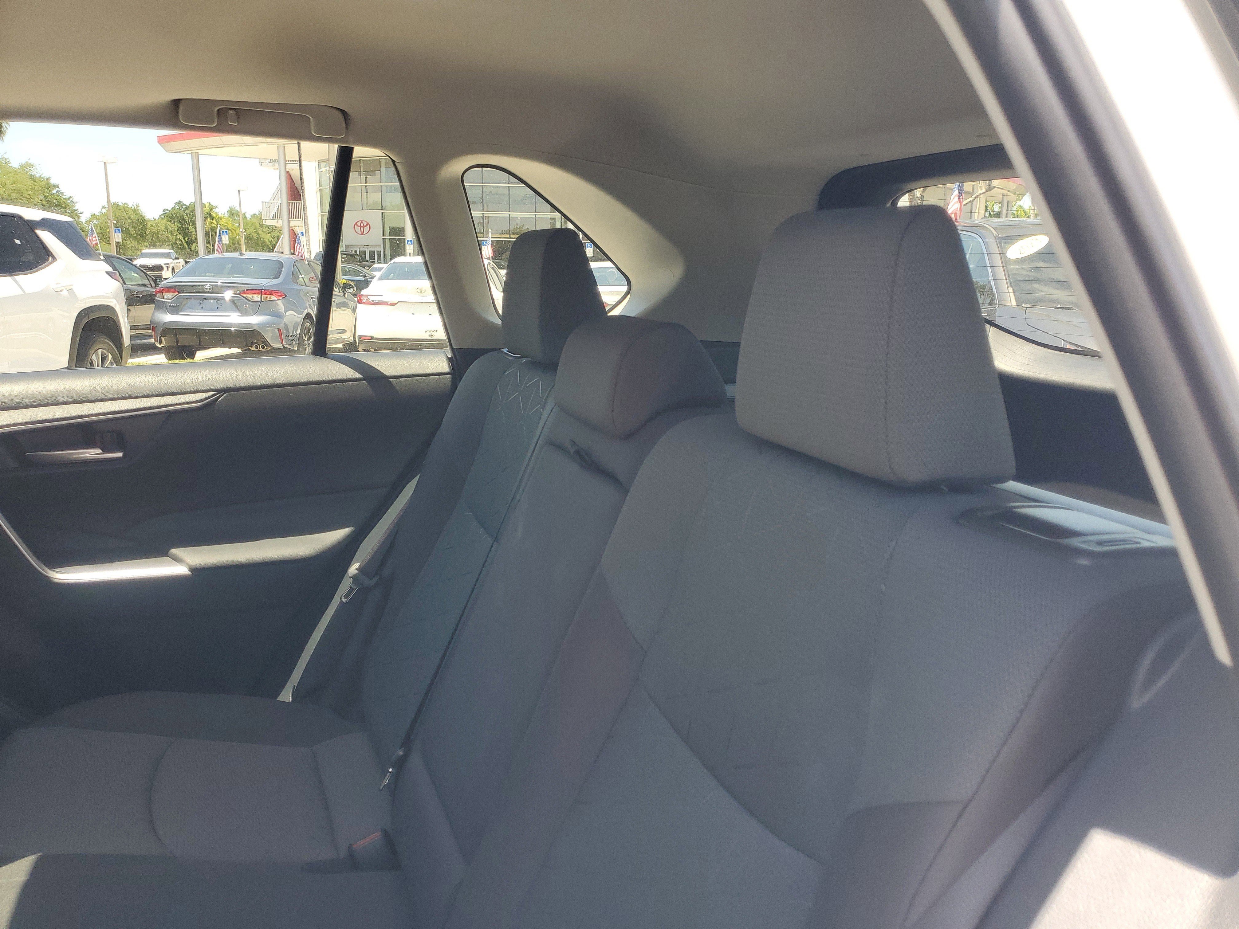 Used 2025 Toyota RAV4 XLE w/ Convenience Package image 14