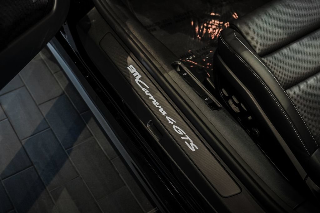 New 2026 Porsche 911 Carrera 4 GTS AWD/4WD image 32