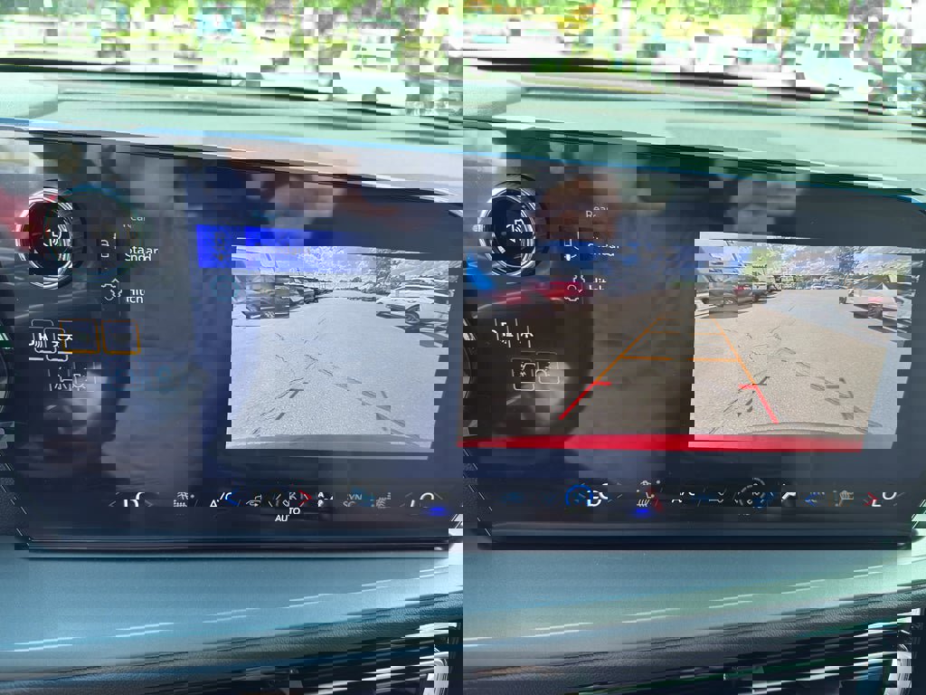 New 2026 Chevrolet Traverse LT image 18