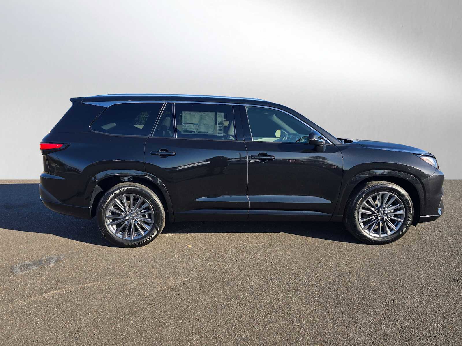 New 2026 Lexus TX 350 AWD image 2