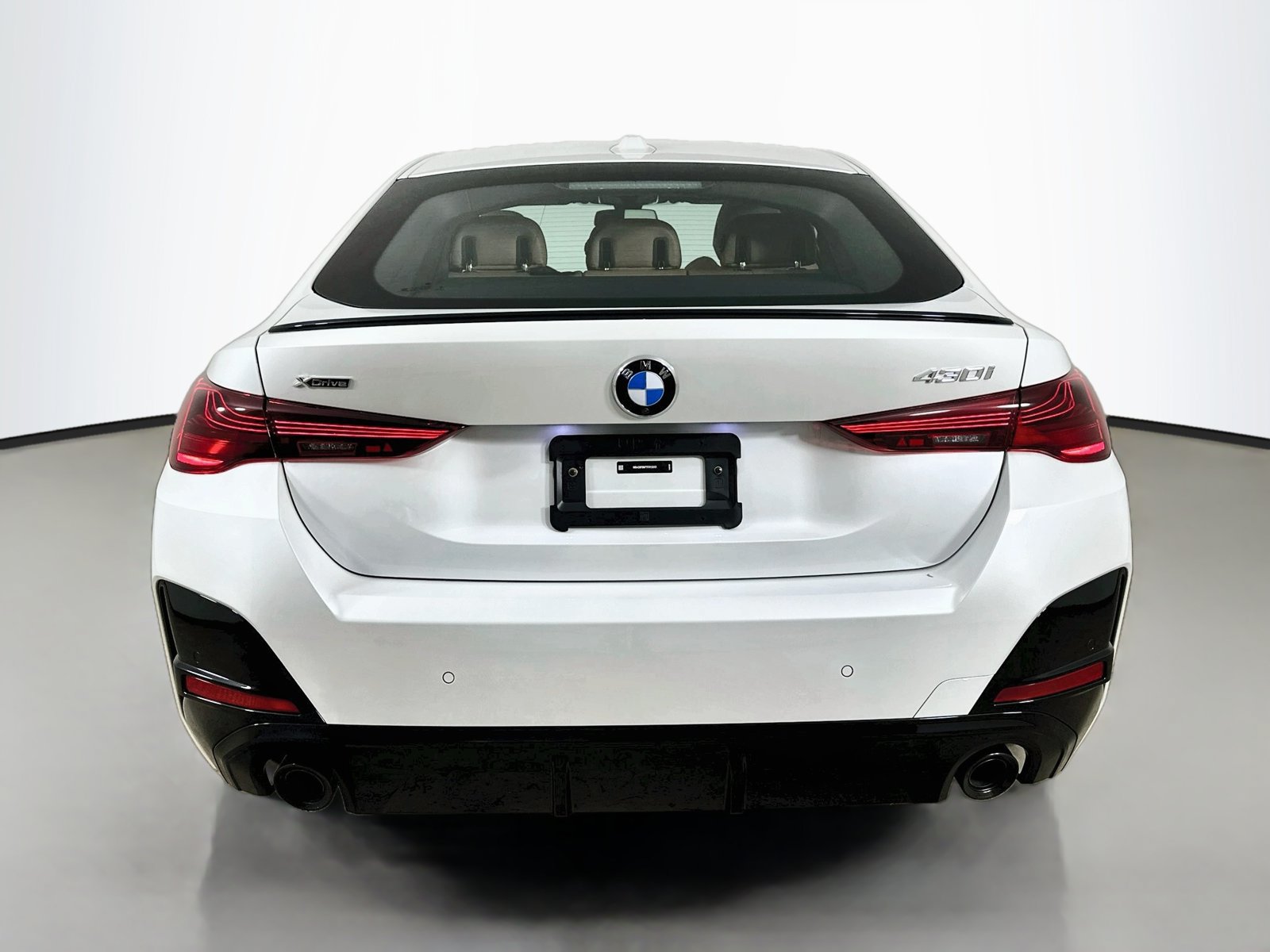New 2026 BMW 430i xDrive w/ M Sport Package AWD/4WD image 6