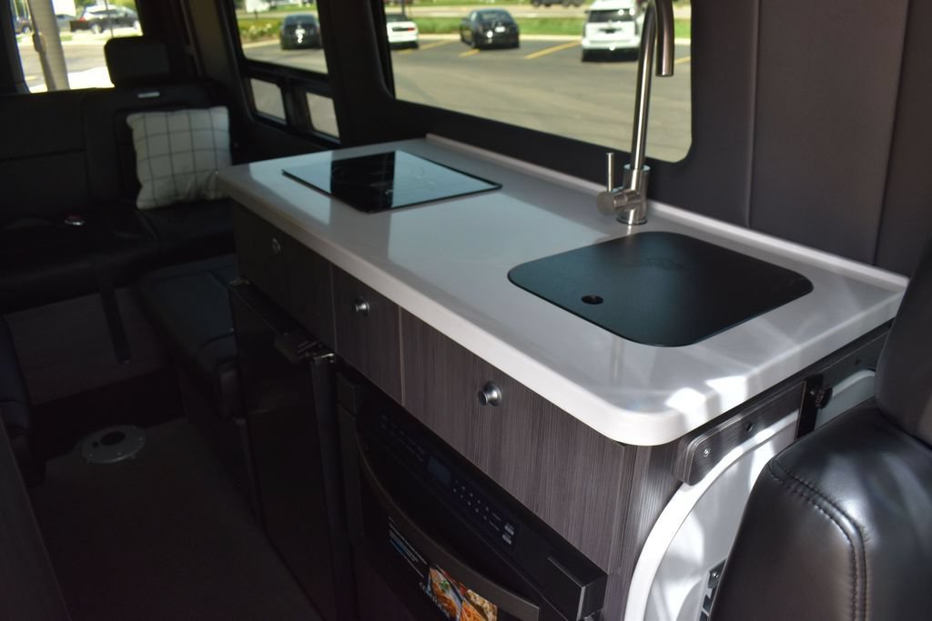 Used 2022 Mercedes-Benz Sprinter 3500 image 42
