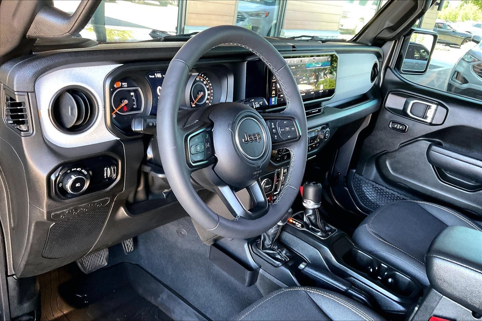 Used 2025 Jeep Wrangler Unlimited Sport AWD/4WD image 15