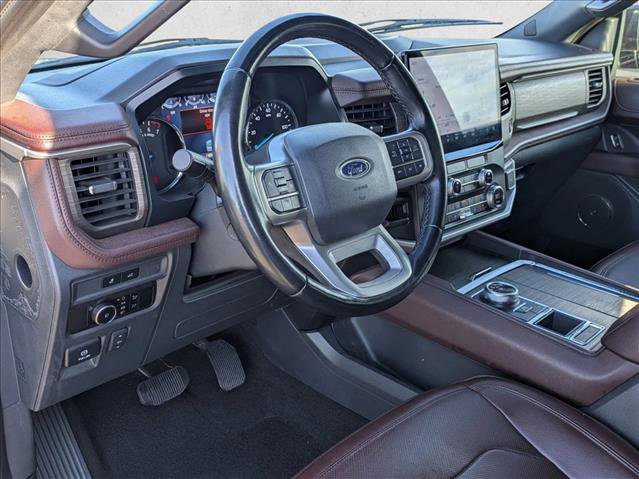 Used 2023 Ford Expedition Limited image 10