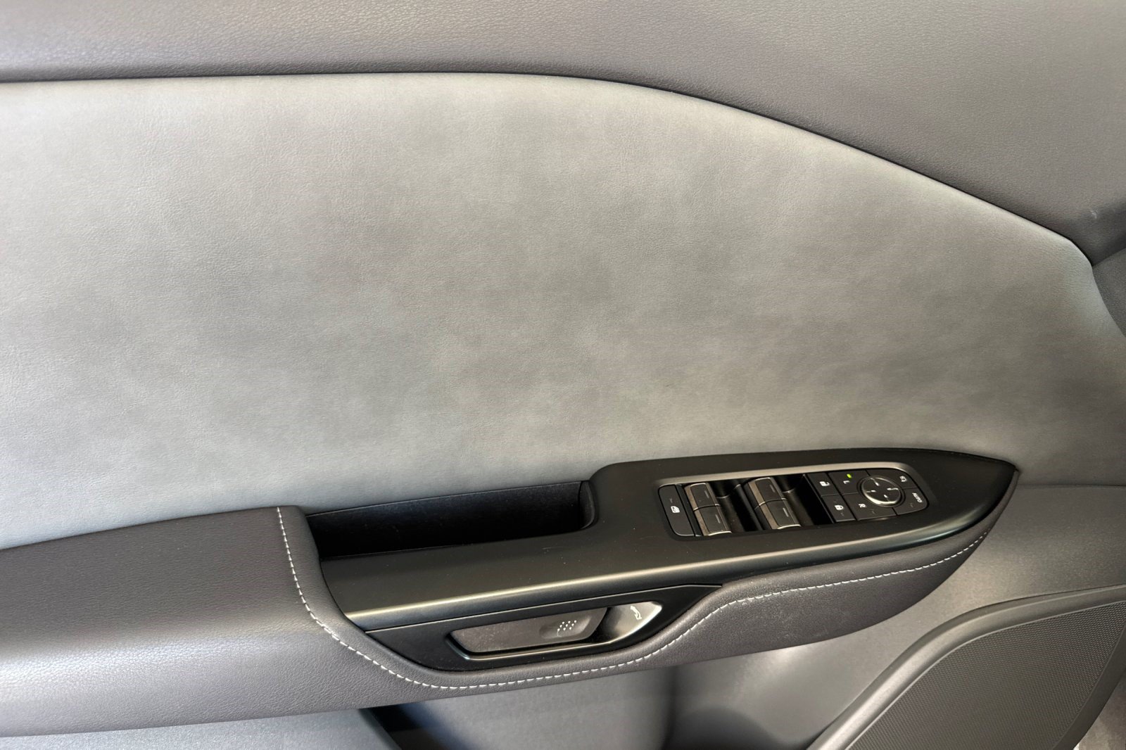 Certified 2024 Lexus RZ 300e Premium w/ Technology Package FWD image 12