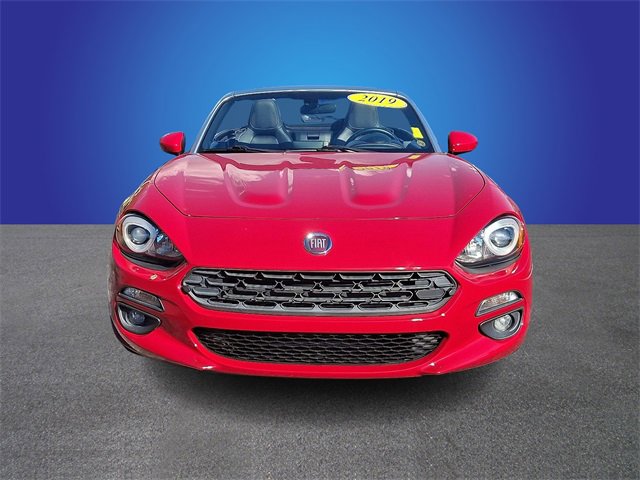 Used 2019 FIAT 124 Spider Lusso w/ Navigation & Sound Group image 2