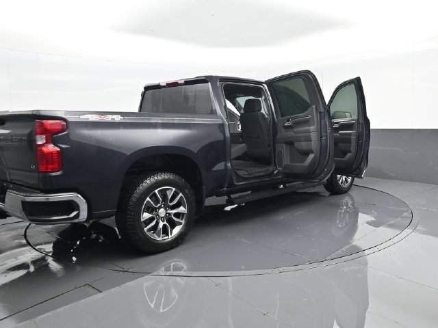 Used 2024 Chevrolet Silverado 1500 LT AWD/4WD image 29