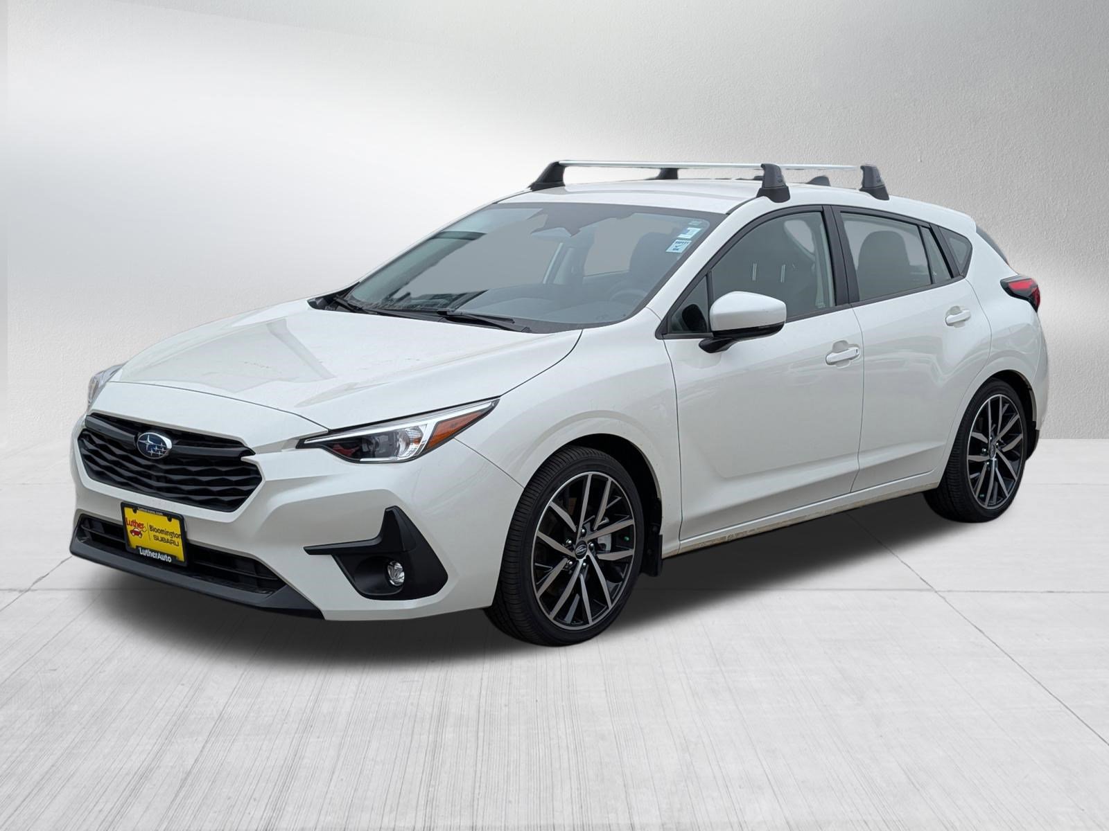 Used 2025 Subaru Impreza 2.0i Sport image 3