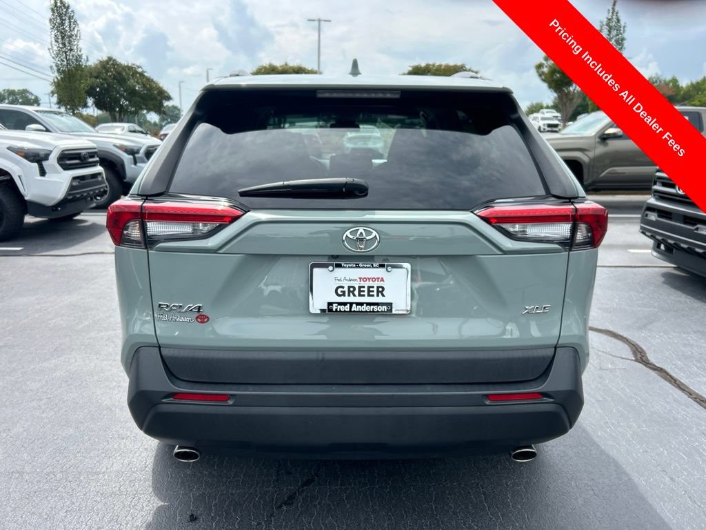 Used 2023 Toyota RAV4 XLE FWD image 17