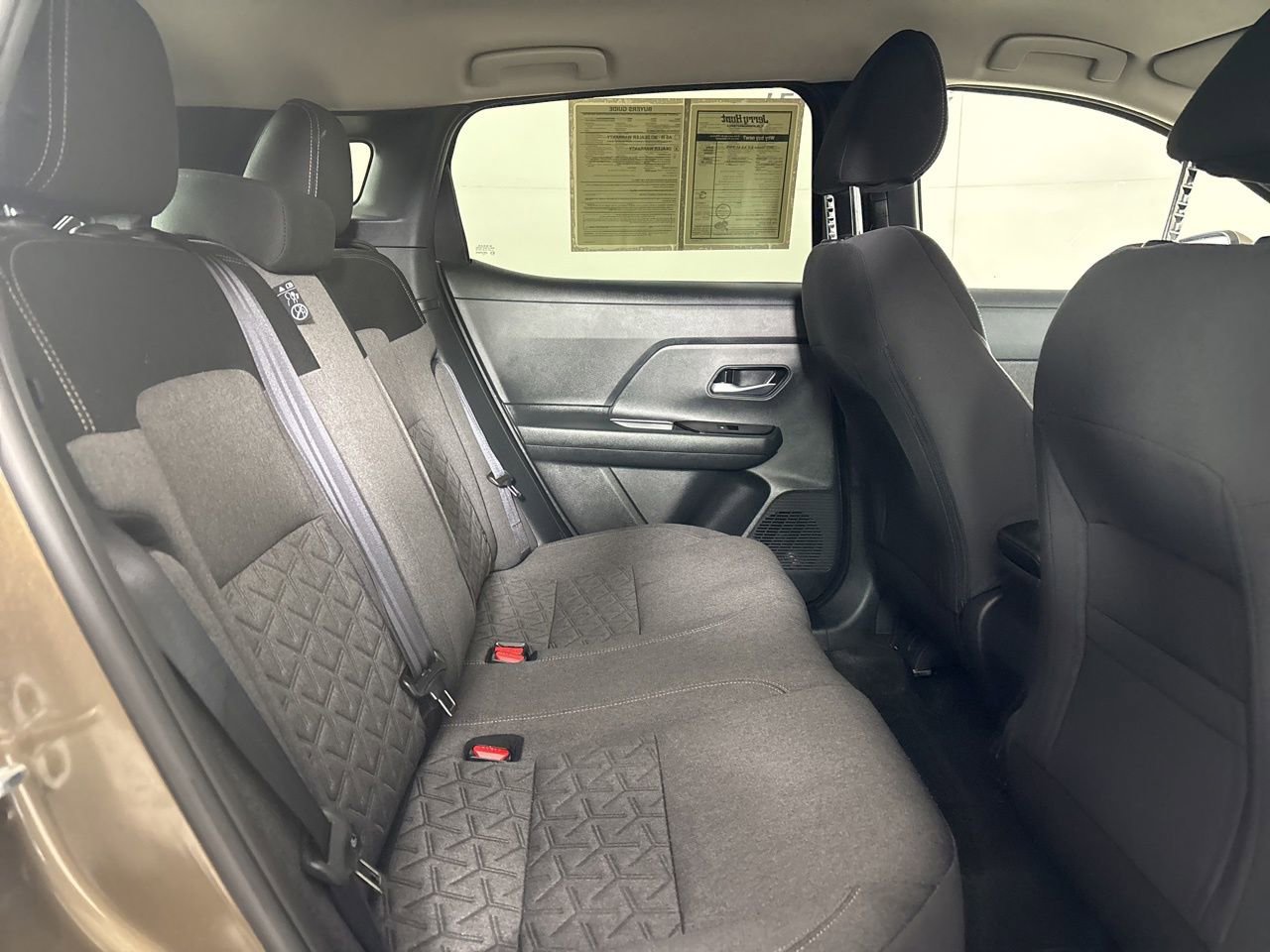 Used 2025 Nissan Kicks SV image 22