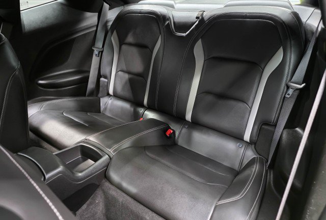 Used 2020 Chevrolet Camaro SS RWD image 15