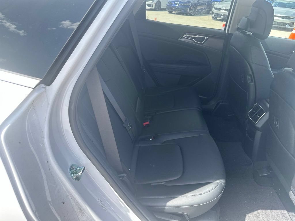 Used 2023 Kia Sportage EX FWD image 30