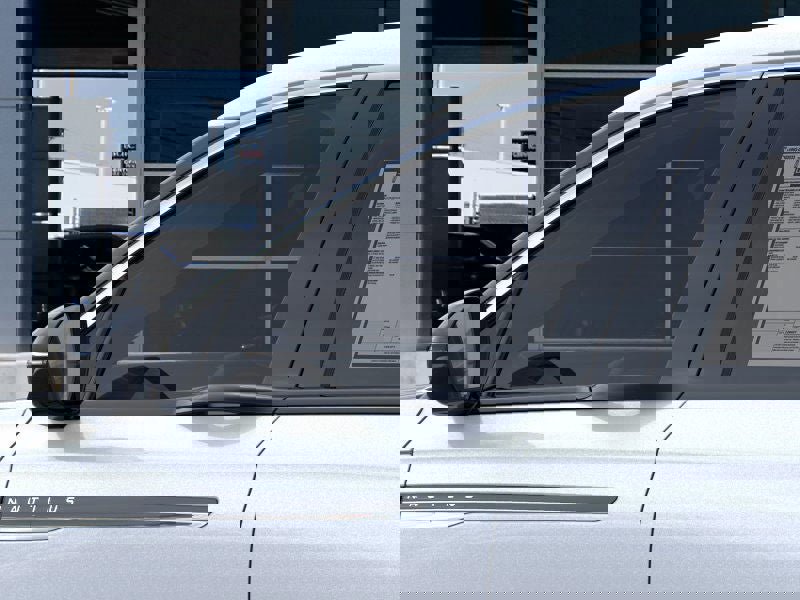 New 2026 Lincoln Nautilus Premier image 20