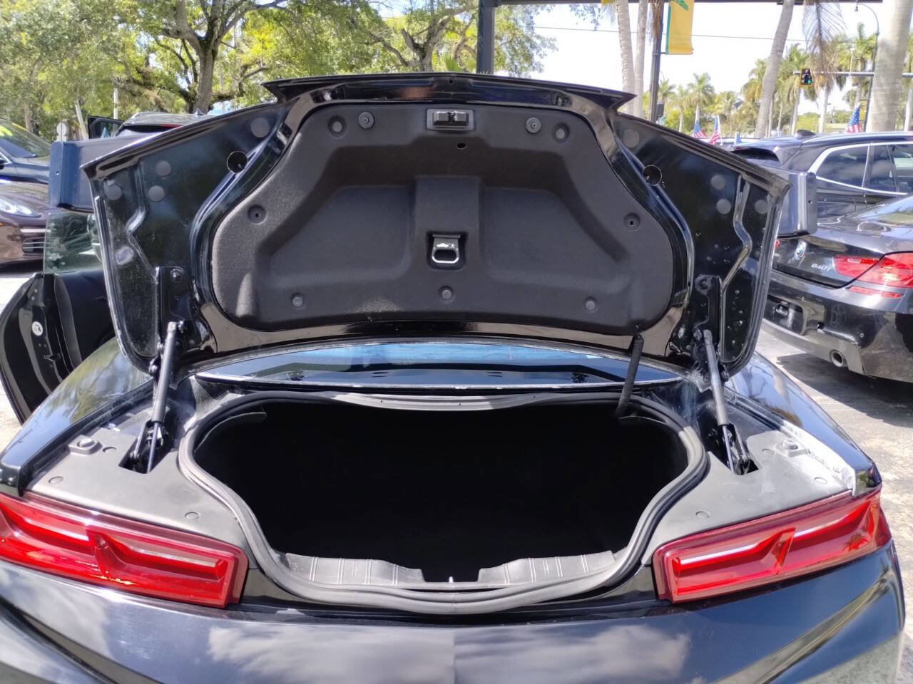 Used 2016 Chevrolet Camaro LT image 27