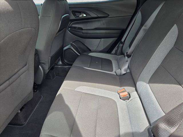 Used 2025 Chevrolet TrailBlazer LT FWD image 17