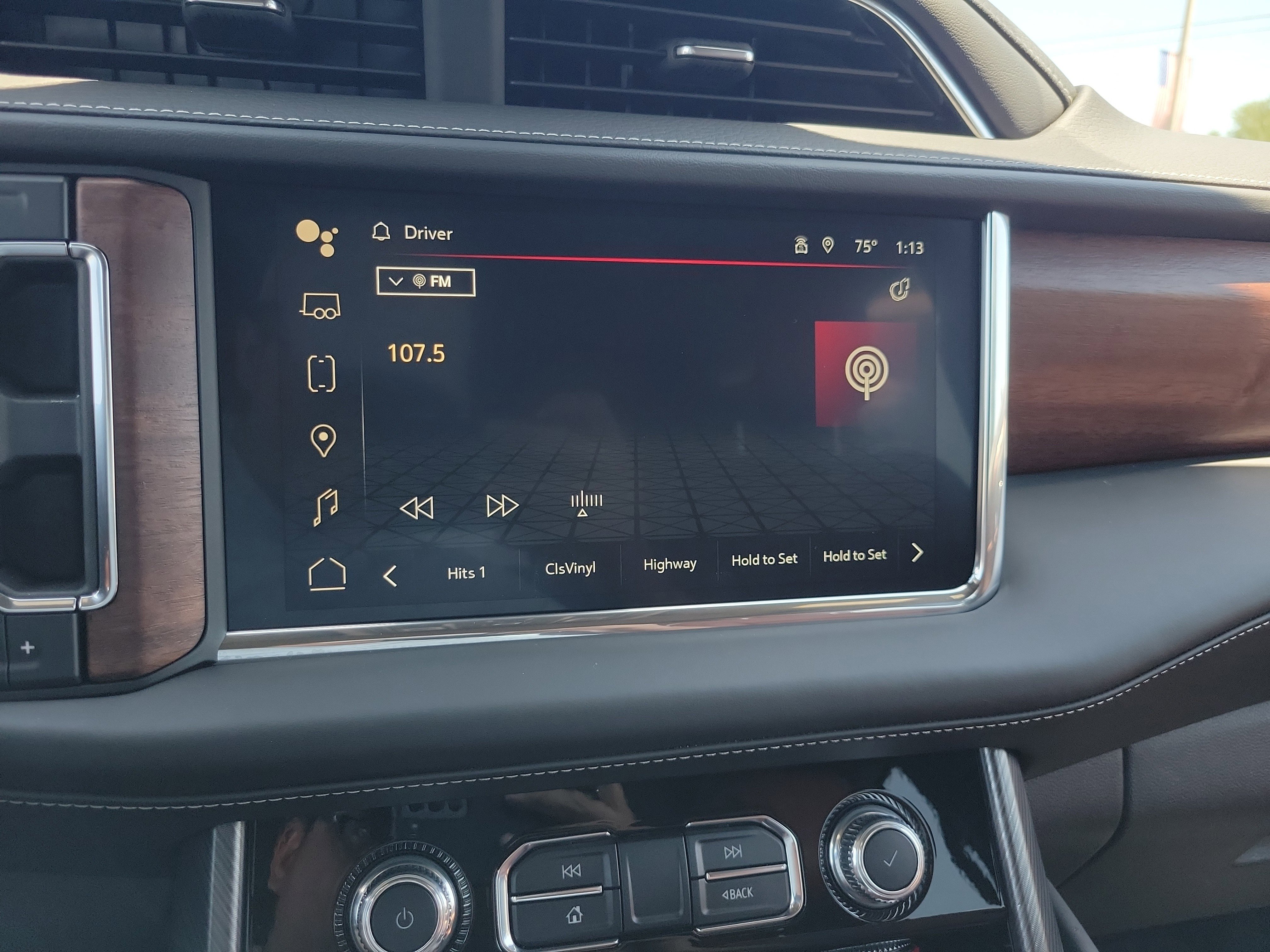 Used 2023 GMC Yukon Denali Ultimate AWD/4WD image 26