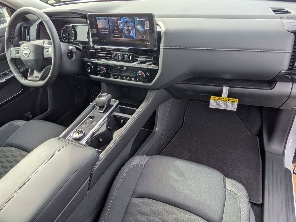 New 2026 Nissan Pathfinder SV image 25