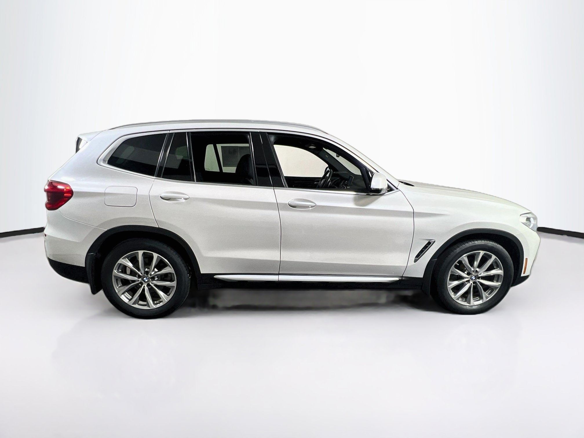 Used 2019 BMW X3 xDrive30i w/ Convenience Package AWD/4WD image 4