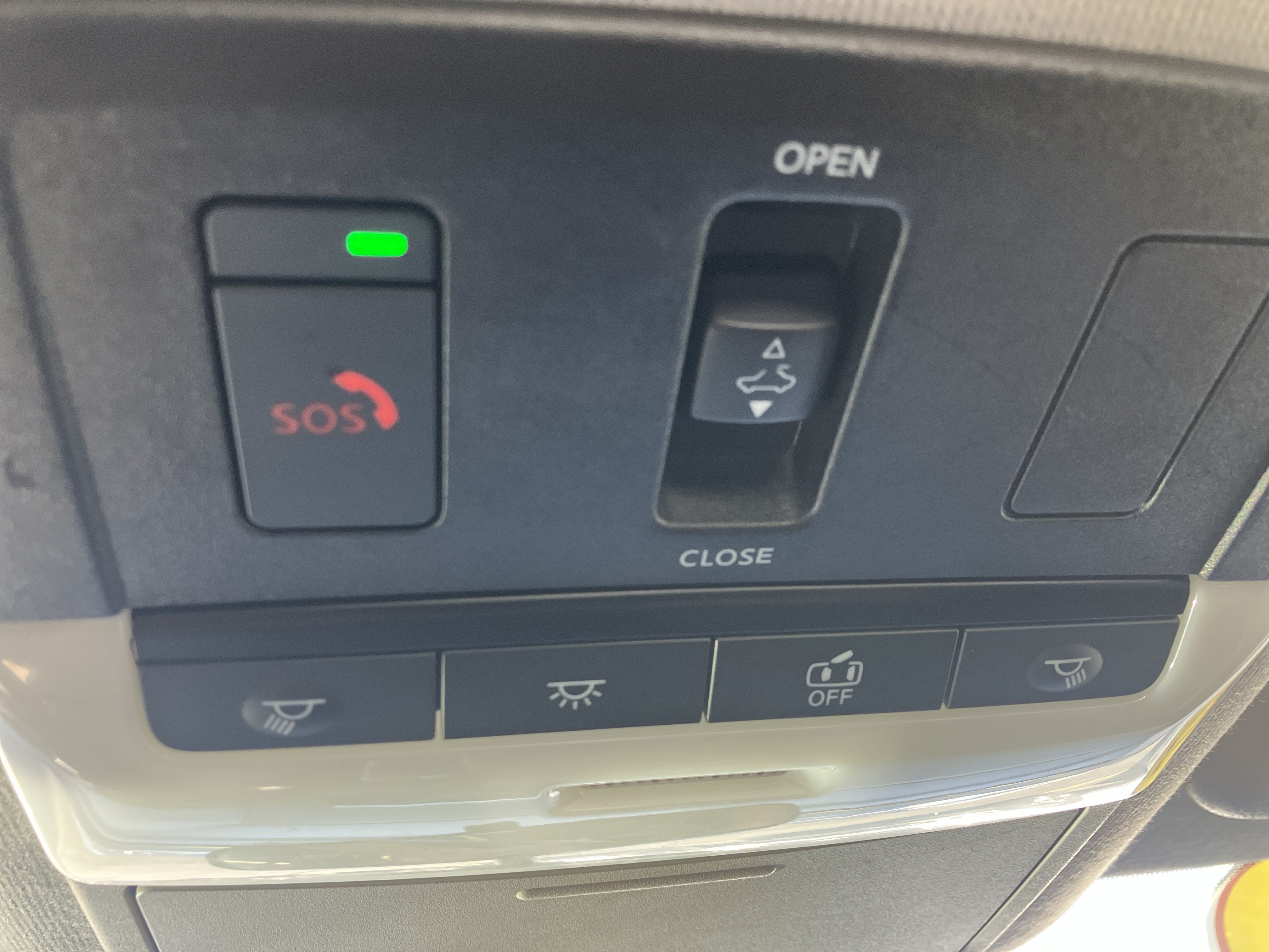 Used 2022 Nissan Sentra SR w/ SR Premium Package FWD image 27