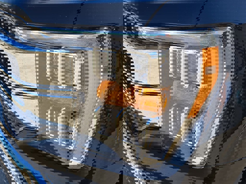 Used 2022 Ford F150 Lariat image 26