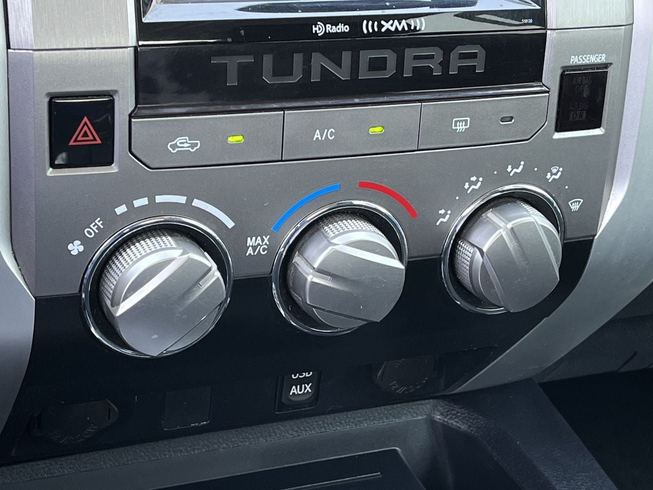 Used 2017 Toyota Tundra SR5 w/ SR5 Upgrade Package RWD image 18