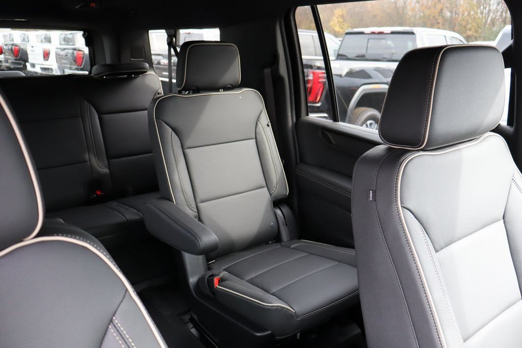 New 2026 GMC Yukon XL Elevation w/ LPO, Floor Liner Package AWD/4WD image 26
