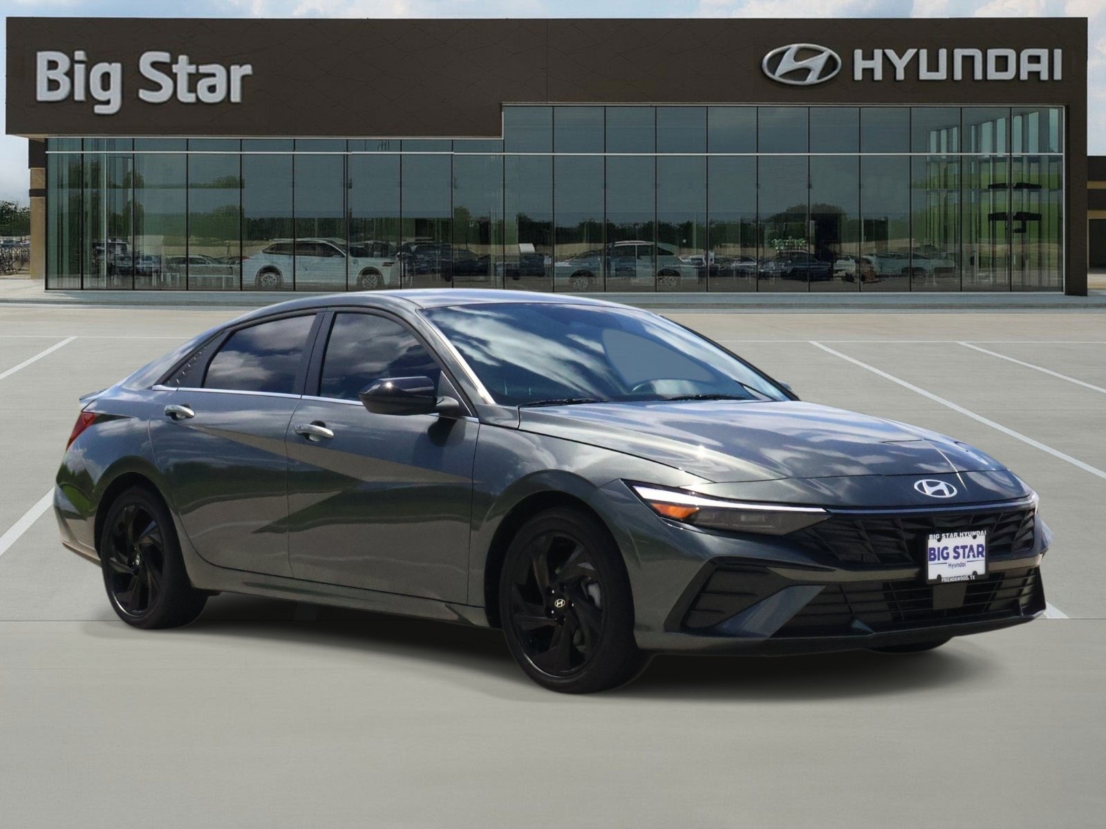 Used 2026 Hyundai Elantra SEL Sport Premium FWD image 6