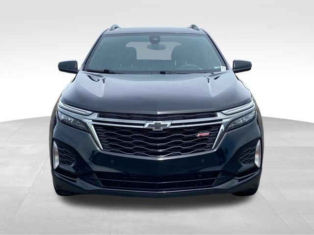 Used 2023 Chevrolet Equinox RS w/ LPO, Floor Liner Package FWD image 2