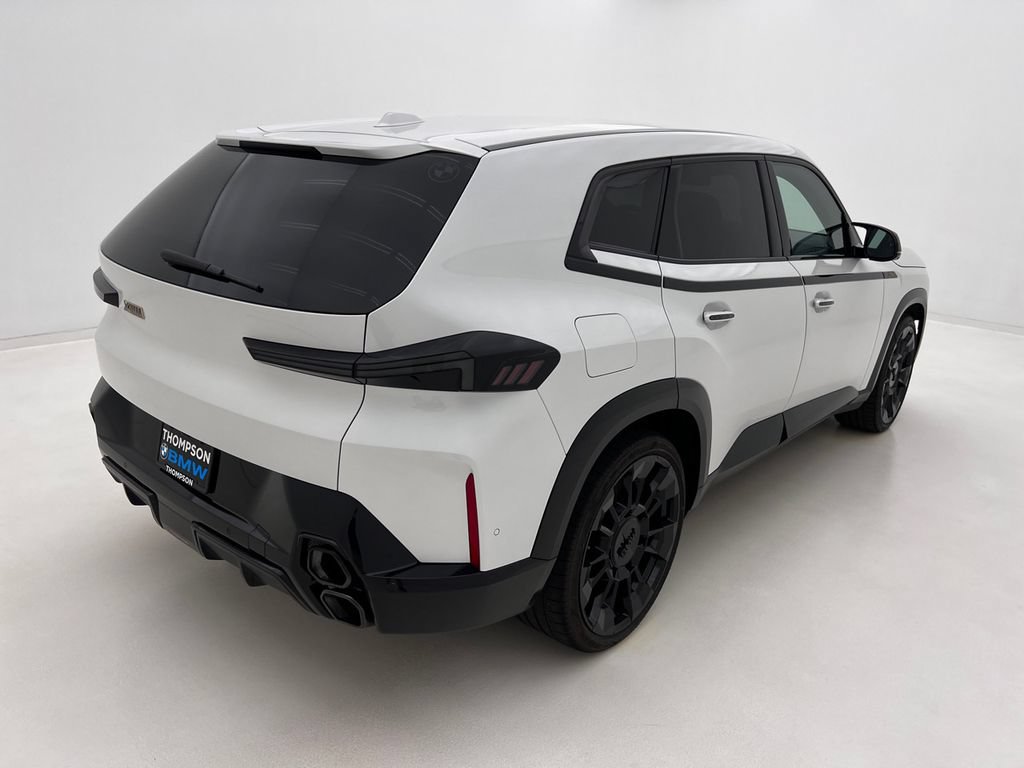 Used 2023 BMW XM AWD/4WD image 7