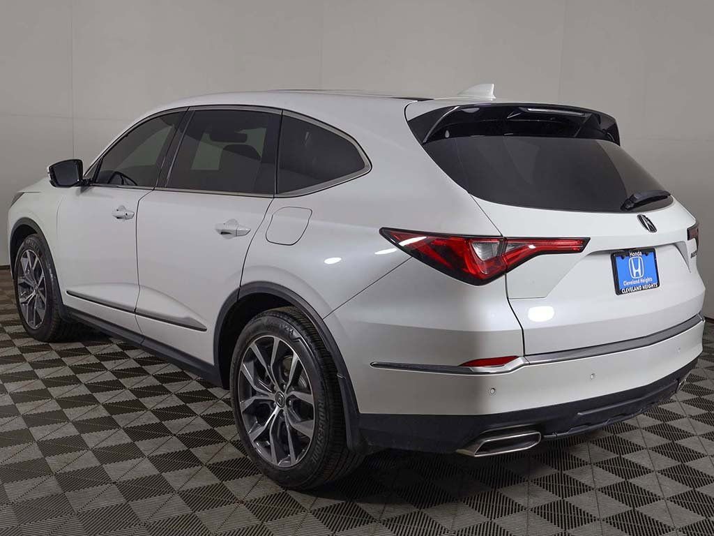 Used 2024 Acura MDX FWD w/ Technology Package image 10