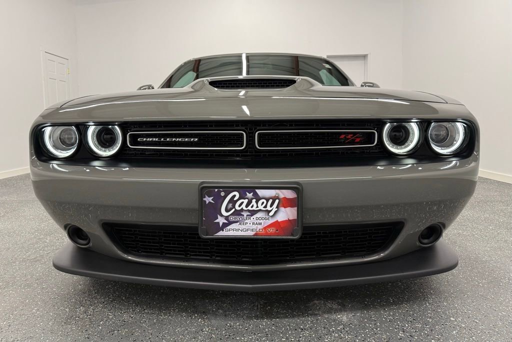 Used 2023 Dodge Challenger R/T w/ Performance Handling Group image 6