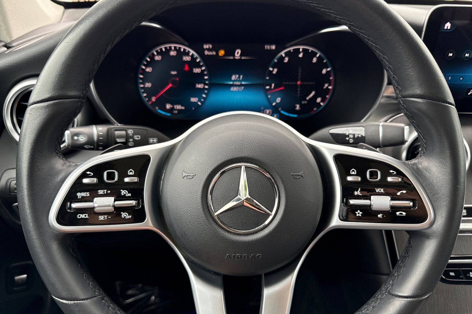 Certified 2022 Mercedes-Benz GLC 300 w/ Premium Package Lite image 23