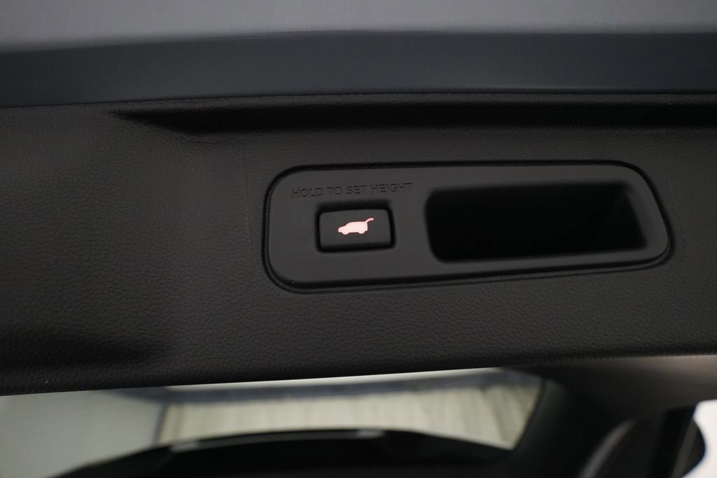 Certified 2024 Honda Pilot Elite image 15