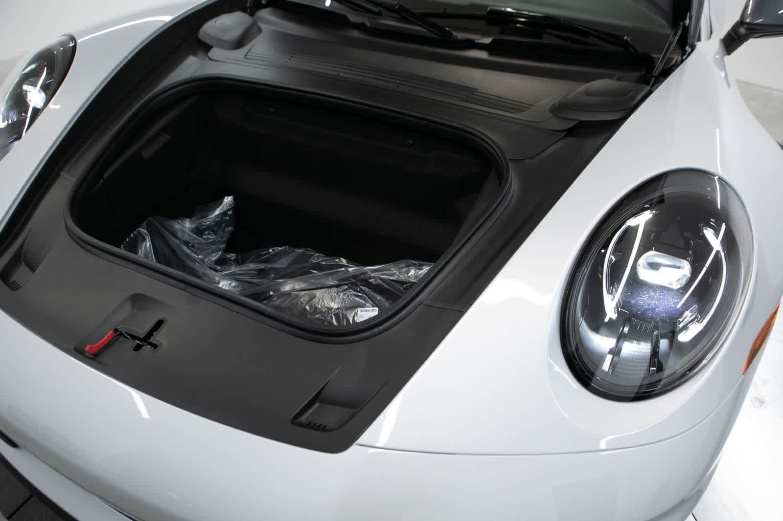 New 2026 Porsche 911 Carrera T RWD image 37